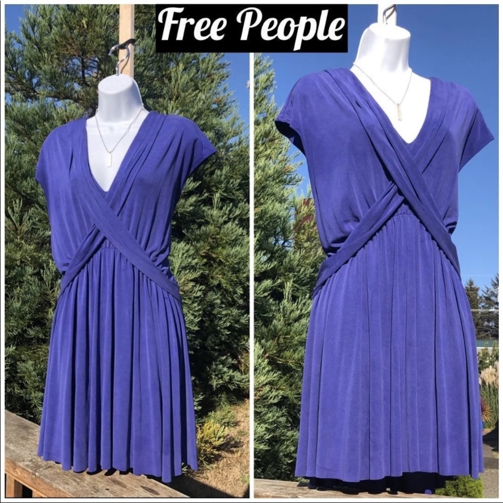 ⏰TODAY ONLY‼️ Free People Dress purple deep V size medium